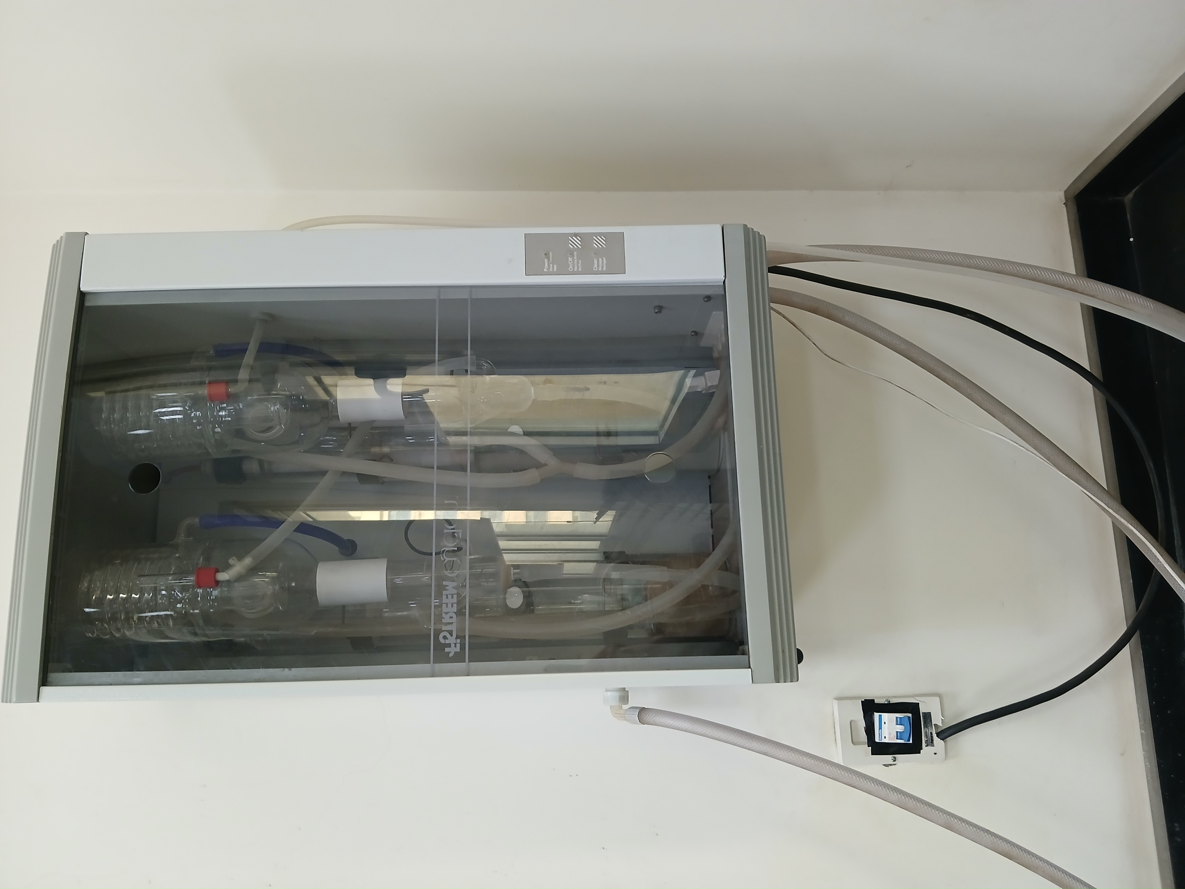 Water distillation system (bi-distiller unit).